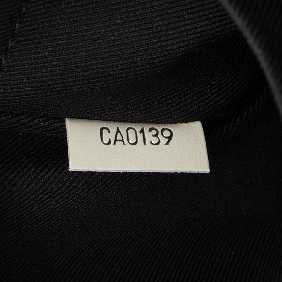 Louis Vuitton Monogram Taurillon Utility Side Belt Bag - Picture 6 of 16